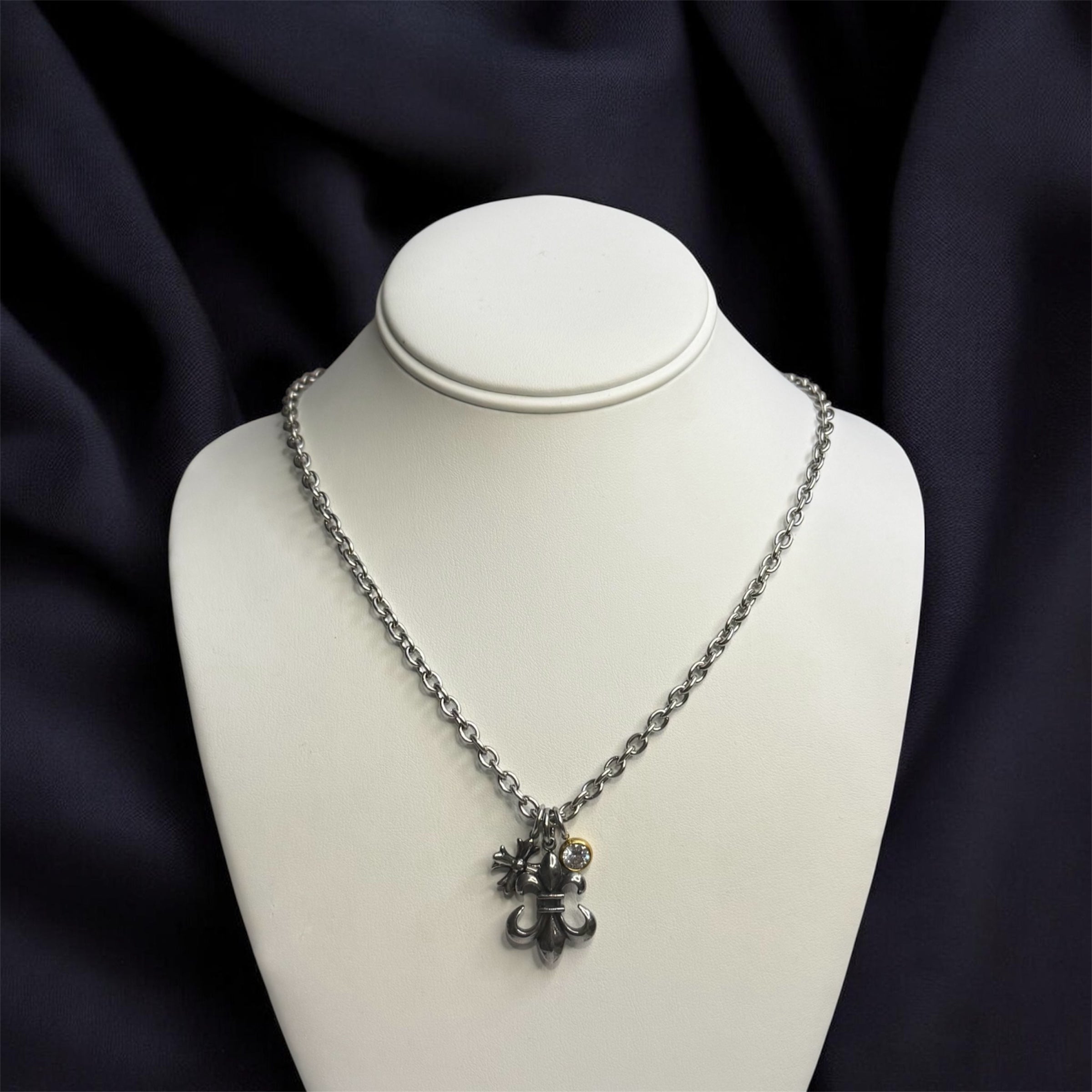 FLEUR DE LIS