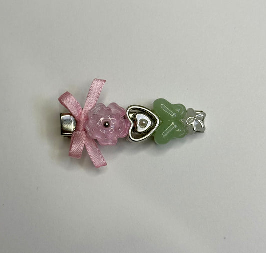 JADE LILY HAIRCLIP